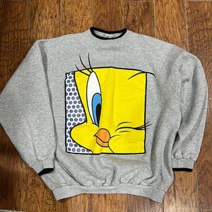 Vintage 90s, Warner Bros. Looney Tunes Tweety Bird sweatshirt. Size XL
